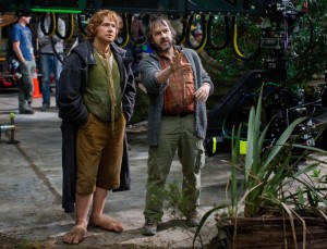 (L-r) MARTIN FREEMAN and director PETER JACKSON on the set of the fantasy adventure "THE HOBBIT: AN UNEXPECTED JOURNEY," a production of New Line Cinema and Metro-Goldwyn-Mayer Pictures (MGM), released by Warner Bros. Pictures and MGM. Photo by Todd Eyre