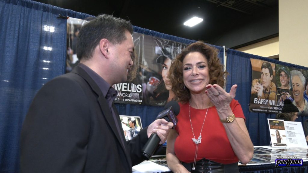 Richard interviewing actress Claudia Wells at Wizard World