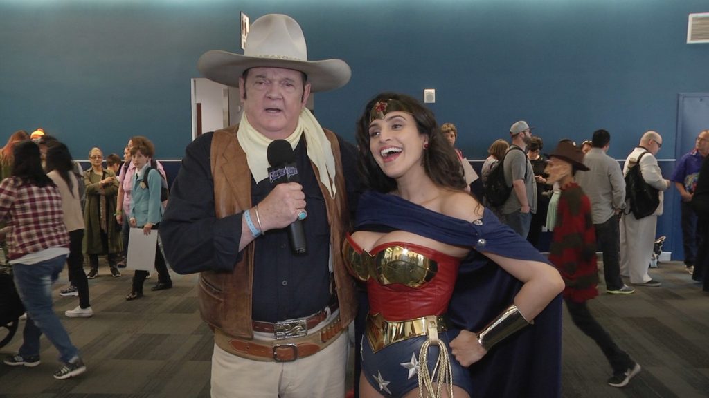 Jeffrey Wayne Sutherland as John Wayne has a good laugh with cosplayer Valerie Perez