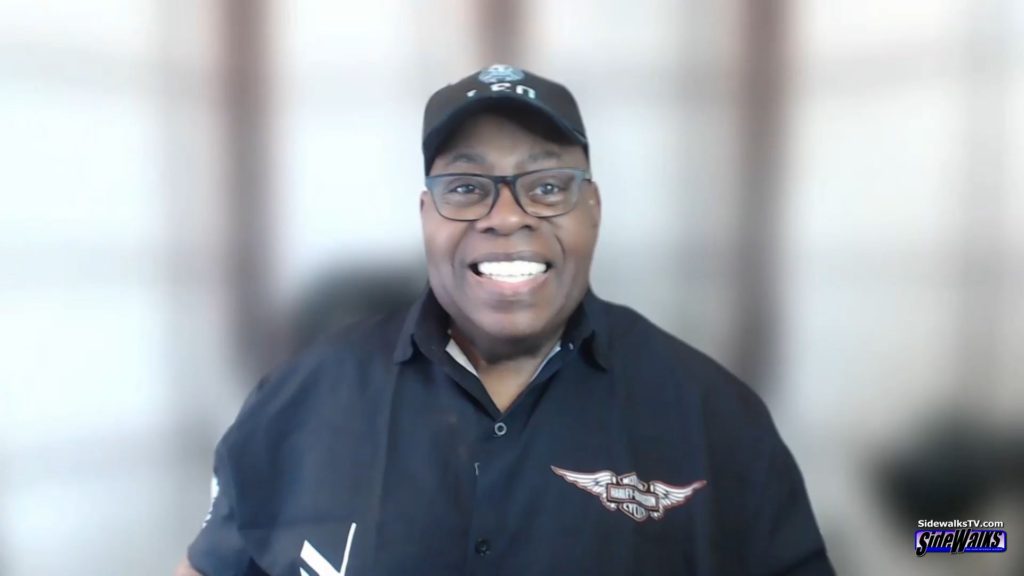 Reginald VelJohnson smiles in a single shot