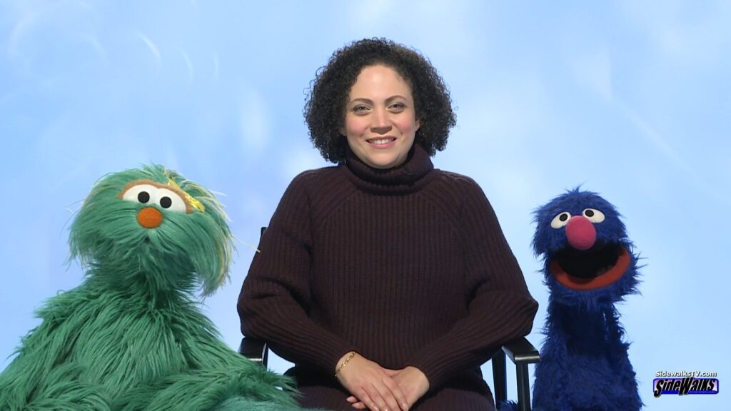 Rosita, Rocio Galarza and Grover in a three-shot 