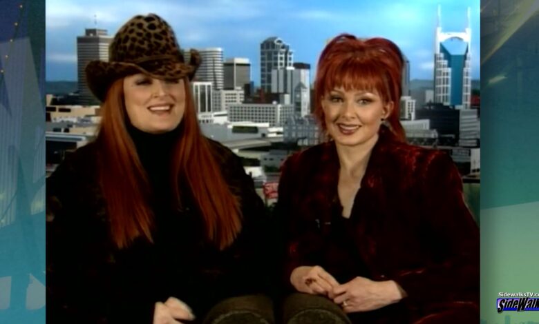 The Judds smile