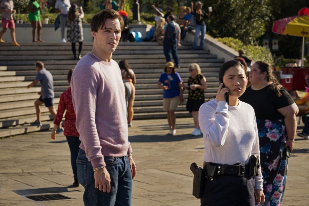 Renfield (Nicholas Hoult) and Rebecca (Awkwafina)